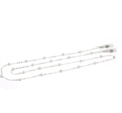 Wavy Chain Elegance