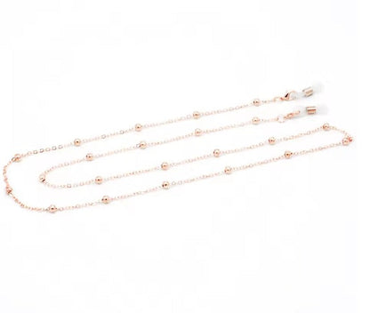 Wavy Chain Elegance